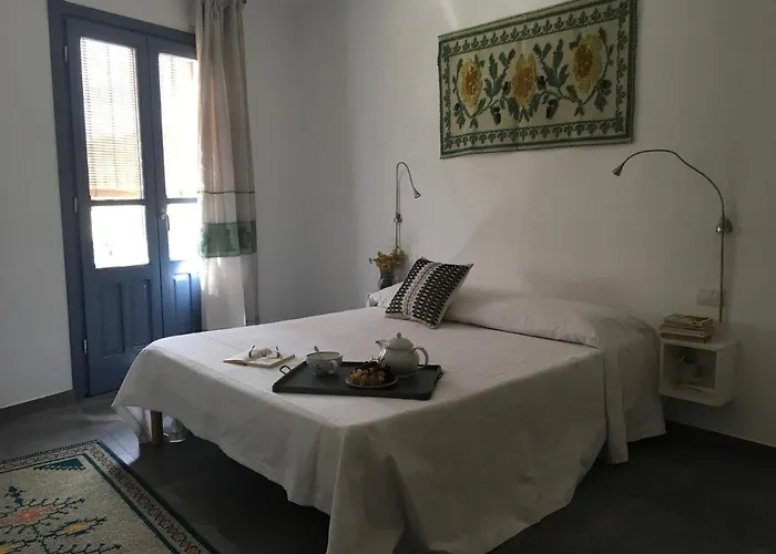 Oda ve Kahvaltı Francisca 3*