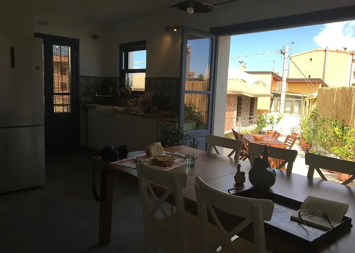 Francisca Oda ve Kahvaltı 3*